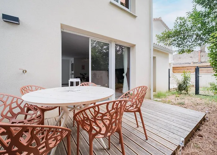 Dom wakacyjny Cosy & Neuve Pres Toulouse *